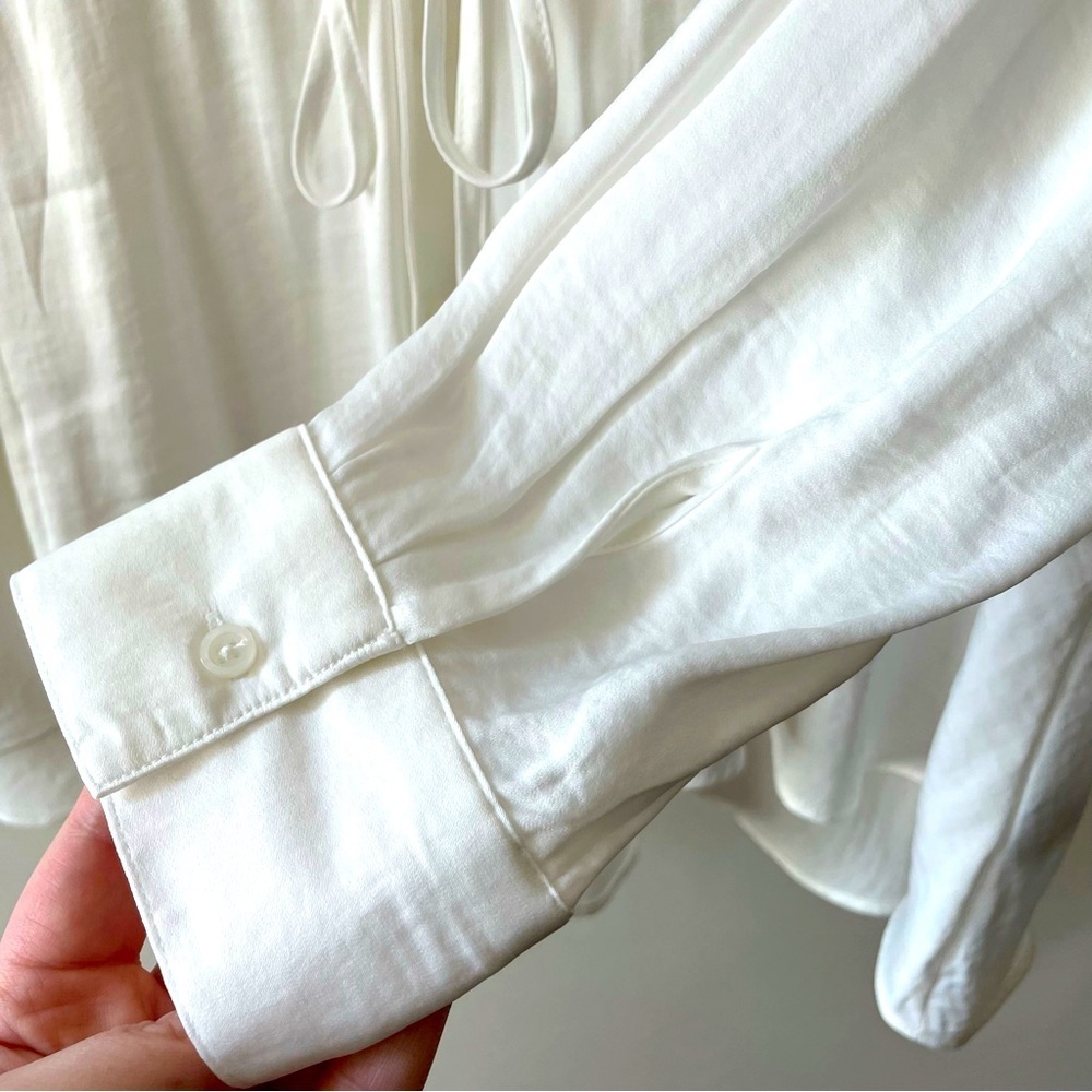 Simply Vera Vera Wang White Silky Blouse Top Collared Button-down Size XL - Picture 5 of 16